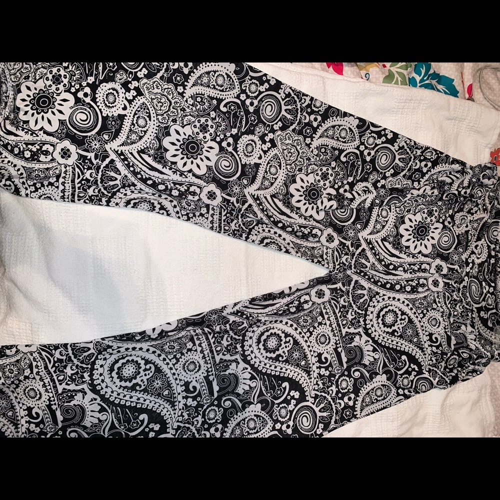 Dress pants - Picture 3 of 3